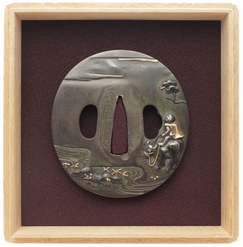 日本刀装具 金工師『奈良利壽』四分一 朧銀 金銀象嵌高肉彫富士行者図 